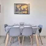 Au Rythme De La Cavalerie Centre & Terrasse Lägenhet *