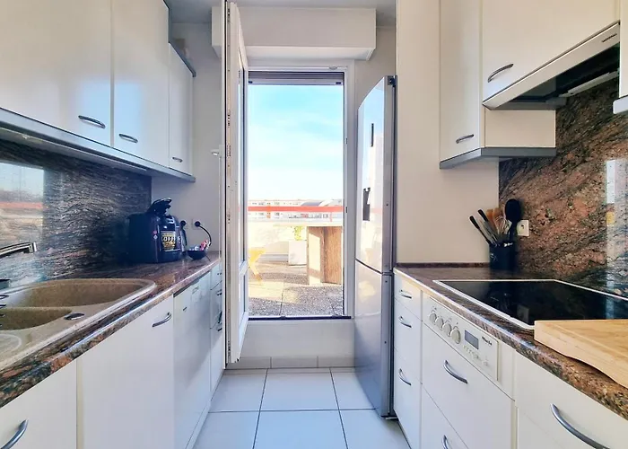 아파트 Au Rythme De La Cavalerie Centre & Terrasse *