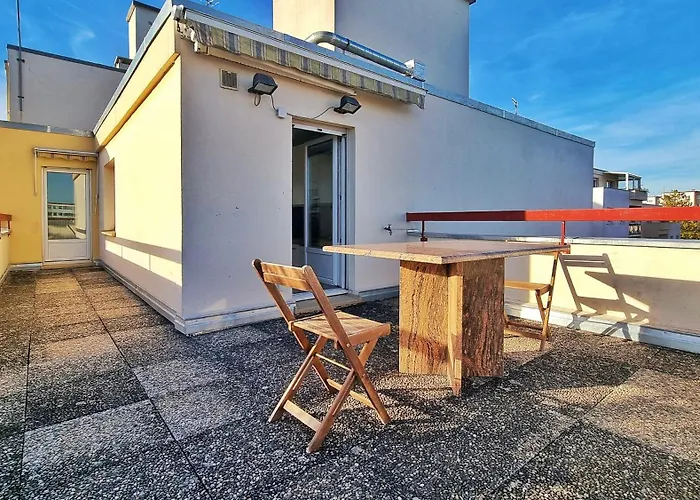 Au Rythme De La Cavalerie Centre & Terrasse *